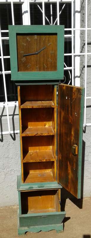 GRANDFATHER CLOCK  CABINET HAND MADE SEE PICTURES MAKE ME A FAIR OFFERS.